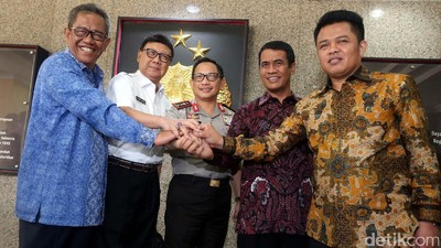Sejumlah Menteri dan Kapolri Bahas Ketersediaan Pangan