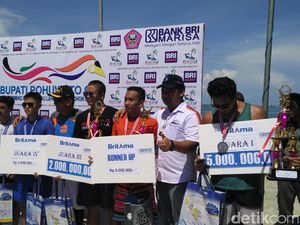 Atlet Palembang Juarai Lomba Finswimming Festival Pantai Pohon Cinta