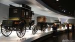 Melihat Koleksi Museum Mercedez Benz