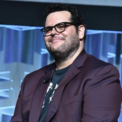 Josh Gad Resmi Gabung MCU Jadi Dirinya Sendiri
