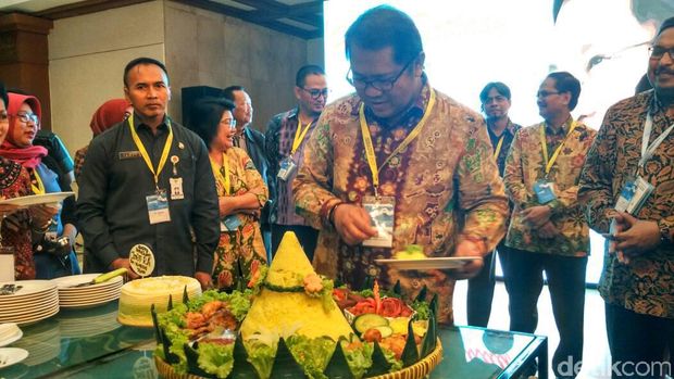 Ketika Menteri Rudiantara 'Ditipu' Media