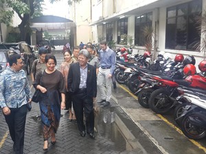 Wakili Alumni Harvard University, Todung Serahkan Petisi Dukung Ahok