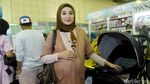 Hamil Besar, Soraya Larasati Belanja Perlengkapan Bayi