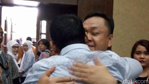  Fahmi Darmawansyah bertemu Eko Susilo Hadi di Pengadilan Tipikor, Rabu (3/5/2017)