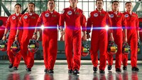 Ini Member dari Jupiter Aerobatic Team (JAT). Mereka adalah Jupiter-1 Letkol Pnb Kisha Razor (Leader), Jupiter-2 Mayor Pnb Idam Godham Satria (Right Wingman), Jupiter-3 Mayor Pnb Ferdian Corbie Habibi (Left Wingman), Jupiter-4 Kapten Pnb Oliv Cyborg Rizando (Slot), Jupiter-5 Letkol Pnb Marcell Liger (Lead Syncro), Jupiter-6, Letkol Pnb Frando Fennec Marpaung (Syncro), Jupiter-7 Mayor Pnb Oktavianus Kujang (Narrator). (Dok. Tim Jupiter)
