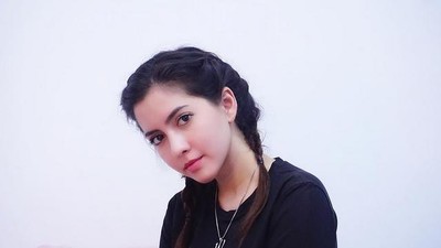 Wendy Wilson Tampil dengan Rambut Kepang, Tetap Cantik?