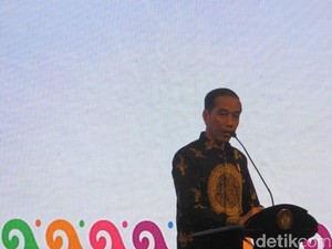Bayar Tol di Dunia Sudah Non Tunai, Jokowi: Kita Masih Cash