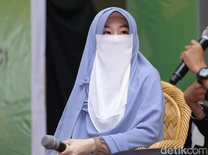 Suka Nonton Drama Korea, Larissa Chou Tak Sampai Lalai Ibadah