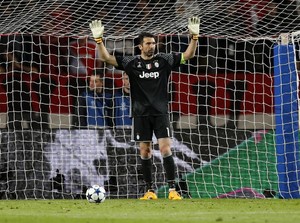 Bersedihlah Jika Buffon Tak Main Lagi
