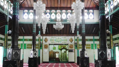 Seperti Apa Masjid Tertua di Kalimantan Selatan?