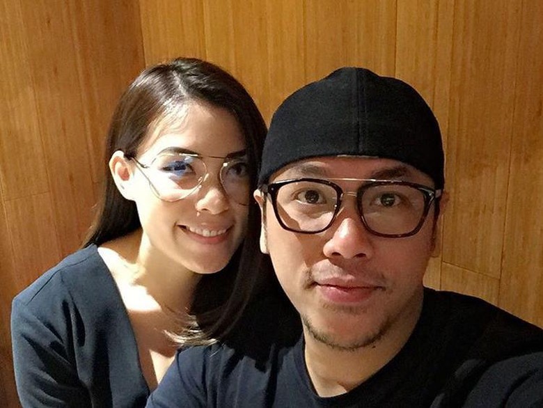 Sammy Simorangkir Bantah Sudah Prewedding dengan Viviane 