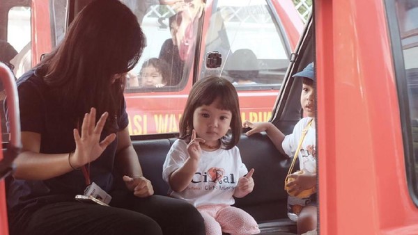 Yuk! Belajar Naik Angkot Kayak Gempita