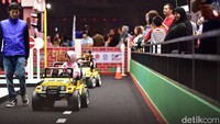 Road Safety For Children digelar oleh TMC Polda Metro Jaya bekerjasama dengan PT Blue Bird Tbk di arena IIMS 2017. 