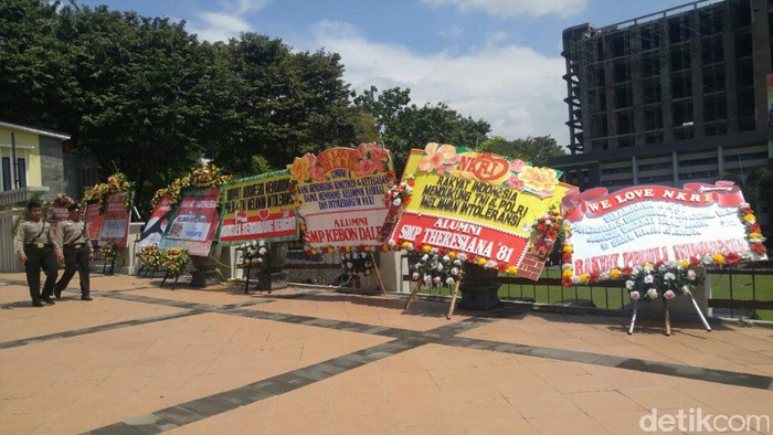 Polda Jateng Dikirimi Bunga Cinta NKRI