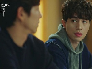 Rahasia Bibir Merah Lee Dong Wook di Serial Goblin