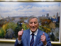 Duka Atas Meninggalnya Penyanyi Legendaris Tony Bennett