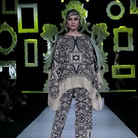 Koleksi Trunk Show Denny Wirawan dengan mengangkat tema Kelana di Ballroom Dharmawangsa Hotel. Jakarta. [dok.IMAGE DYNAMICS]