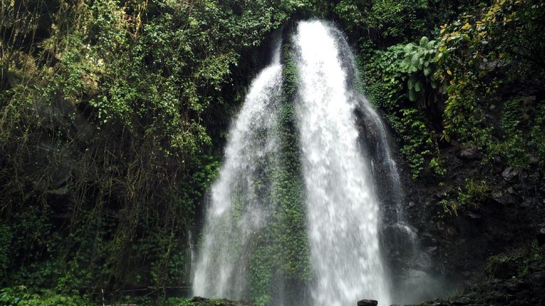 Air Terjun Jumog yang cantik di Karanganyar (Wahyu/detikTravel) Air Terjun Jumog yang cantik di Karanganyar (Wahyu/detikTravel)