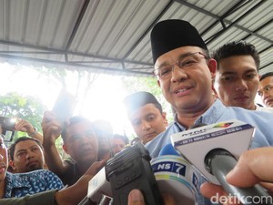 Anies Kutuk Keras Bom Bunuh Diri di Kampung Melayu