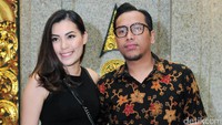 Sammy Simorangkir dan Viviane saat menghadiri acara di kawasan Gatot SUbroto, Jakarta Selatan pada Kamis (4/5/2017). Pool/Noel/detikFoto.