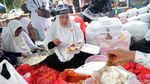 Dapur Umum ini Sediakan Makanan Gratis untuk Peserta Aksi 55