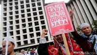Massa aksi 55 GNPF memadati Masjid Istiqlal.