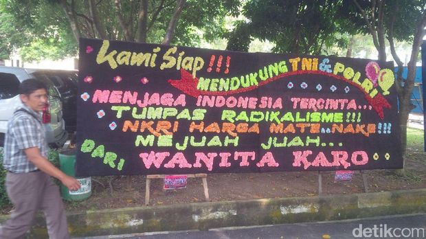 Polda Sumut Juga Dikirimi Karangan Bunga 'Cinta NKRI'