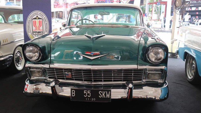 Ini Nih Enaknya Punya Mobil Kuno