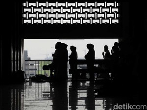 Tentang Muroqi Jumat, dari Perannya dalam Salat dan Bacaannya