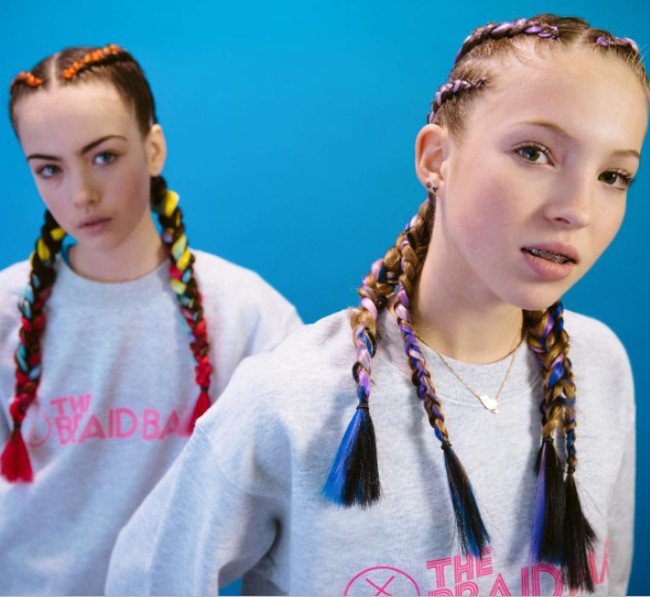 Lila Grace Moss merupakan anak dari Kate Modd dan mantan suaminya, Jefferson Hack. Di usia 16 tahun, Lila mengikuti jejak ibunya dengan menjadi bintang iklan Marc Jacobs. Foto: istimewa