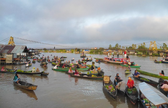 pasar terapung lok baintan banjarmasin pasar terapung