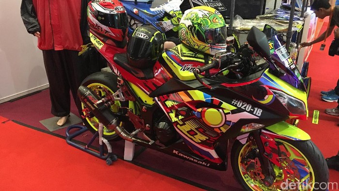 Teknik Baru Mengecat Sepeda Motor