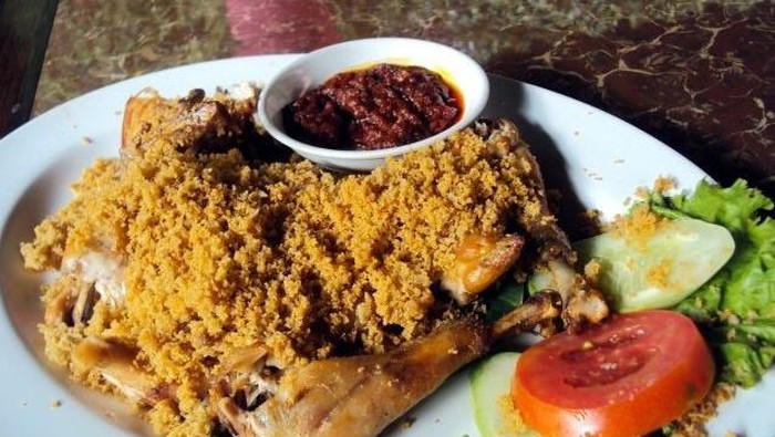 Ayam Goreng Terenak di Jakarta Bisa Dinikmati di 5 Tempat 