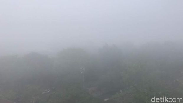 Kabut Tebal, Bandara Solo Sempat Ditutup Hampir 2 Jam