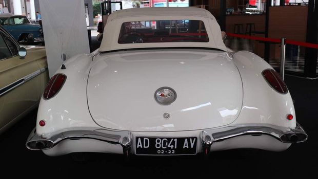 Mobil Klasik Ini Dibanderol Miliaran Rupiah