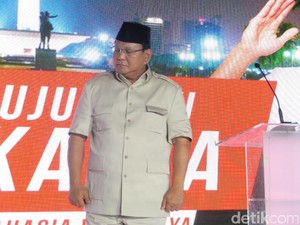 Gaya Lucu Prabowo Tiru Sosok yang Sikapnya Berubah Saat Jadi Pejabat