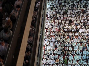 Doa Sholat Tarawih dan Witir Lengkap Arab, Latin, dan Artinya