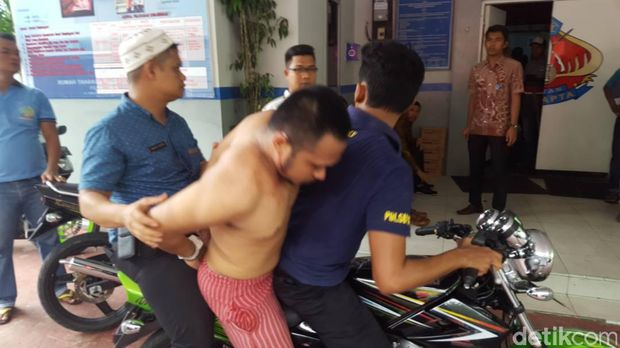 Salah satu tahanan kabur yang berhasil ditangkap. 