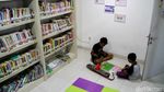 Melihat Asyiknya Anak-anak Bermain di RPTRA Gondangdia