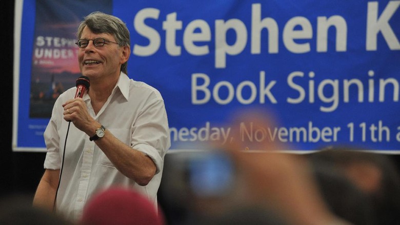 Stephen King Rencanakan Rilis Novella Elevation Oktober Stephen King Rencanakan Rilis Novella Elevation Oktober