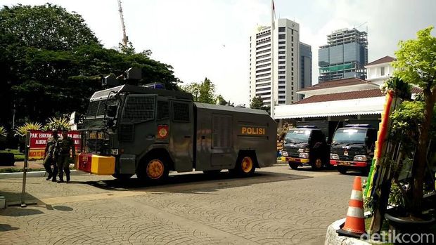 aksi 55, 600 Polisi dan TNI Jaga Balai Kota