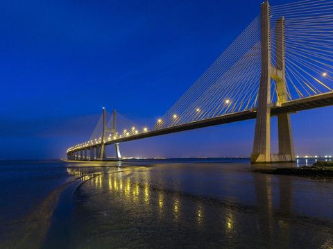 Hasil gambar untuk jembatan vasco da gama