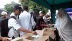 Dapur Umum ini Sediakan Makanan Gratis untuk Peserta Aksi 55