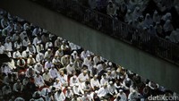 Massa akan tetap berada di dalam Masjid Istiqlal, sedangkan pihak yang ke MA adalah perwakilan.