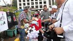 Mengais Rezeki di Aksi GNPF 55