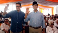 Pada Pilgub DKI putaran kedua Ahok-Djarot 2.350.366 suara atau 42,04% dan Anies-Sandi 3.240.987 atau 57,96%.