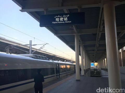 Suasana di stasiun kereta (Mumu/detikTravel)