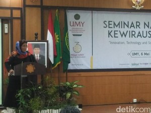 Menteri Susi: Banyak Kapal Asing Mencuri Satwa Dilindungi