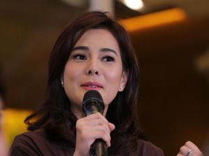 Perceraian Gading-Gisel Disebut di HUT Transmedia, Astrid Tiar Ikut Sedih