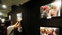 Pameran ini menggelar 500 foto, diskusi lintas generasi, memorabilia, aksi instalasi dan pemutaran film.